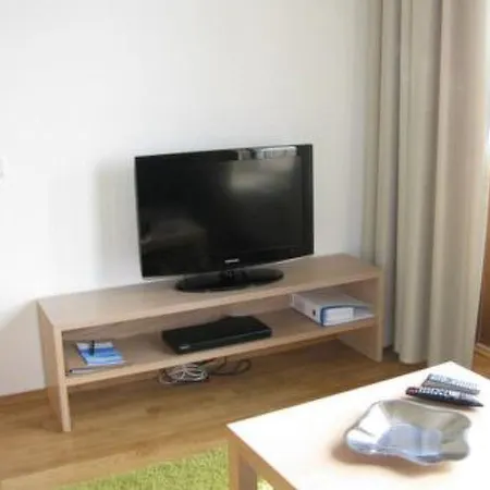 Holiday Ski Chalets Vii 7202 度假居 *